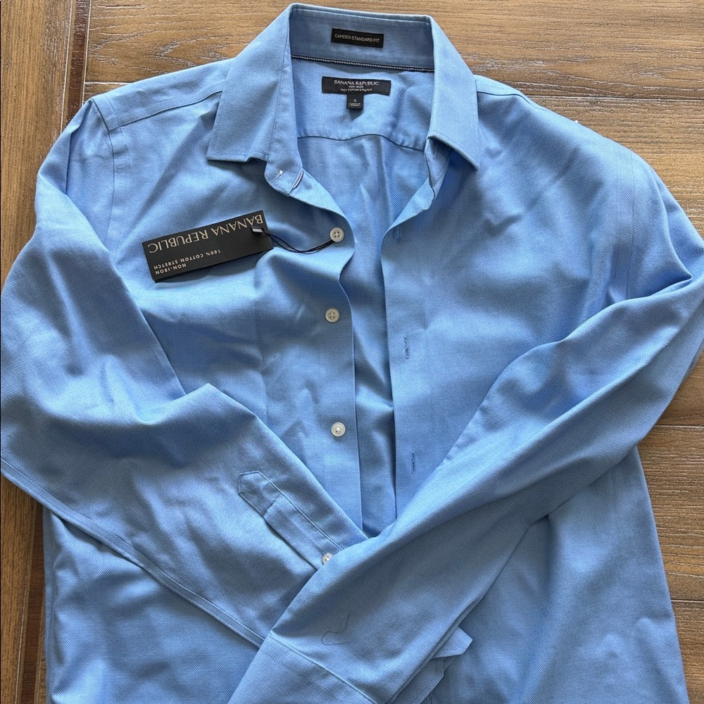 Banana Republic Men's Sky Blue Dress Shirt